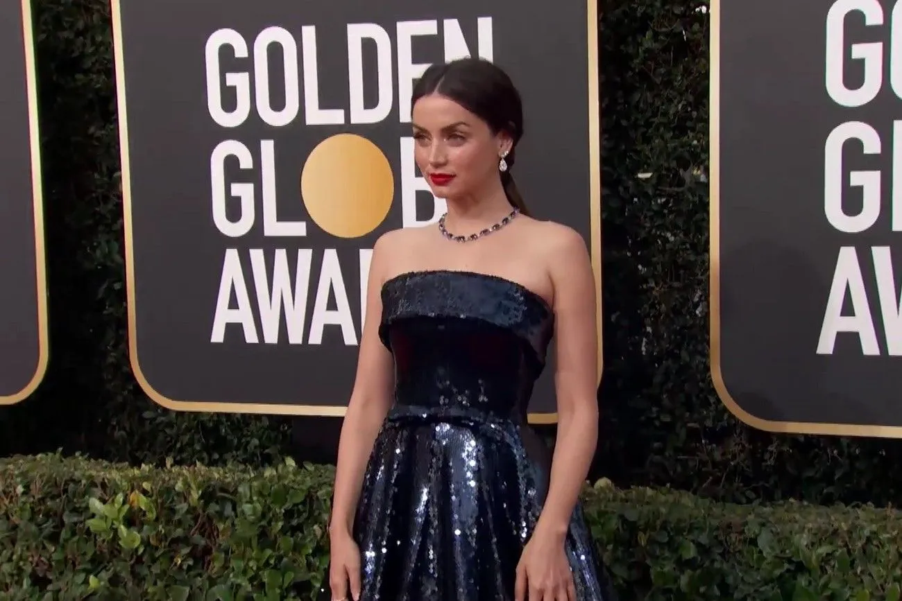 Ana de Armas at the Golden Globes.jpg?format=webp