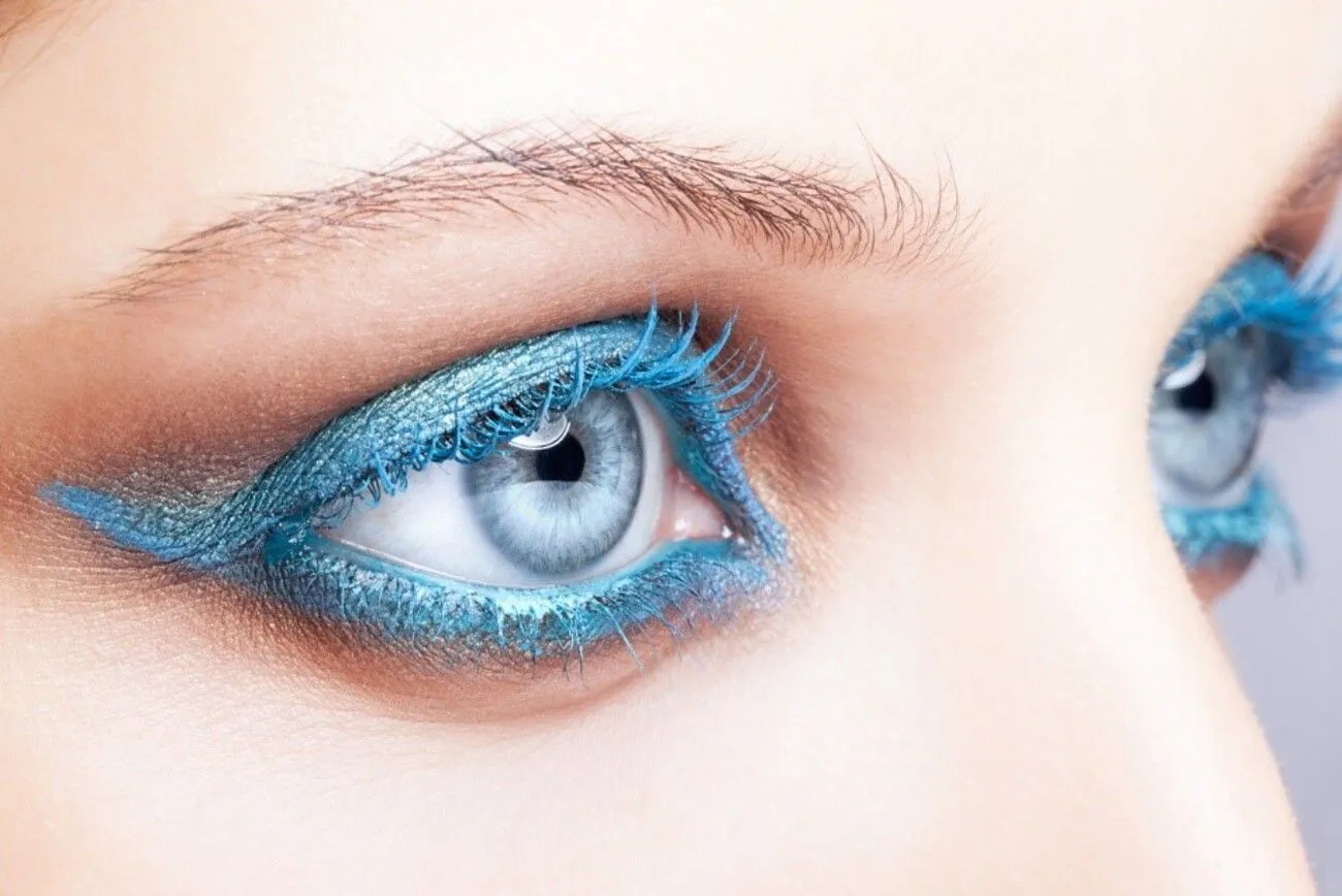 Blue eyeshadow.jpg?format=webp