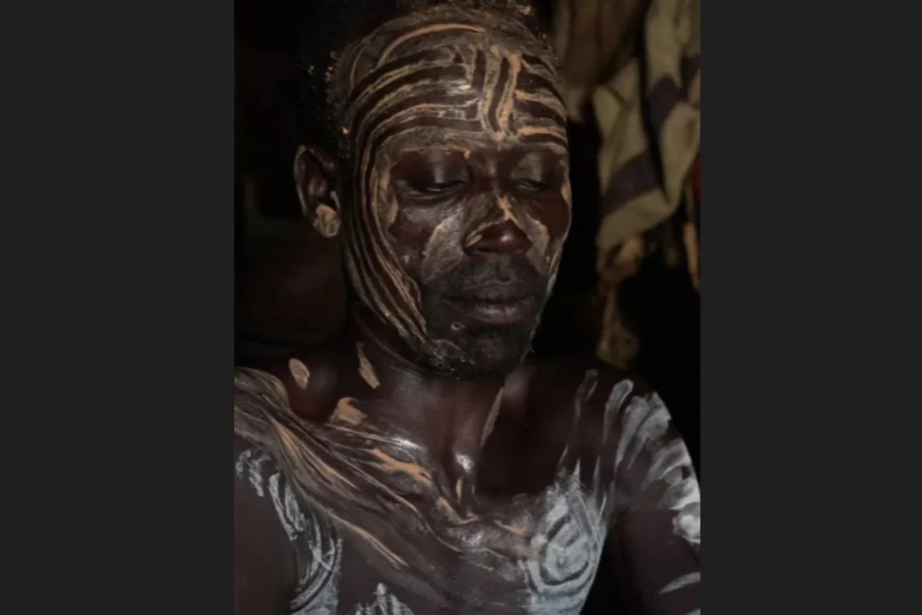 Chalk Body Covering – Africa.jpg?format=webp