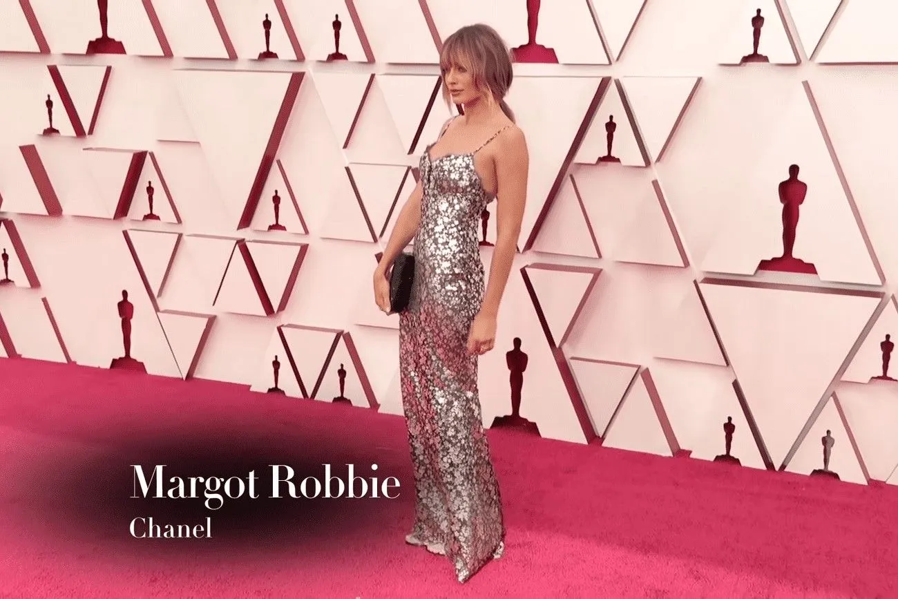 Margot Robbie at the 2021 Oscars .jpg?format=webp