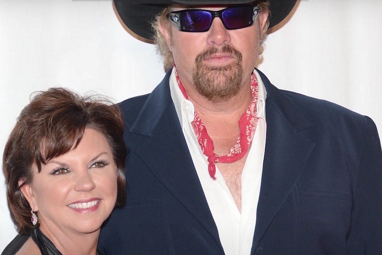 Toby Keith Covel and Tricia Covel.jpg